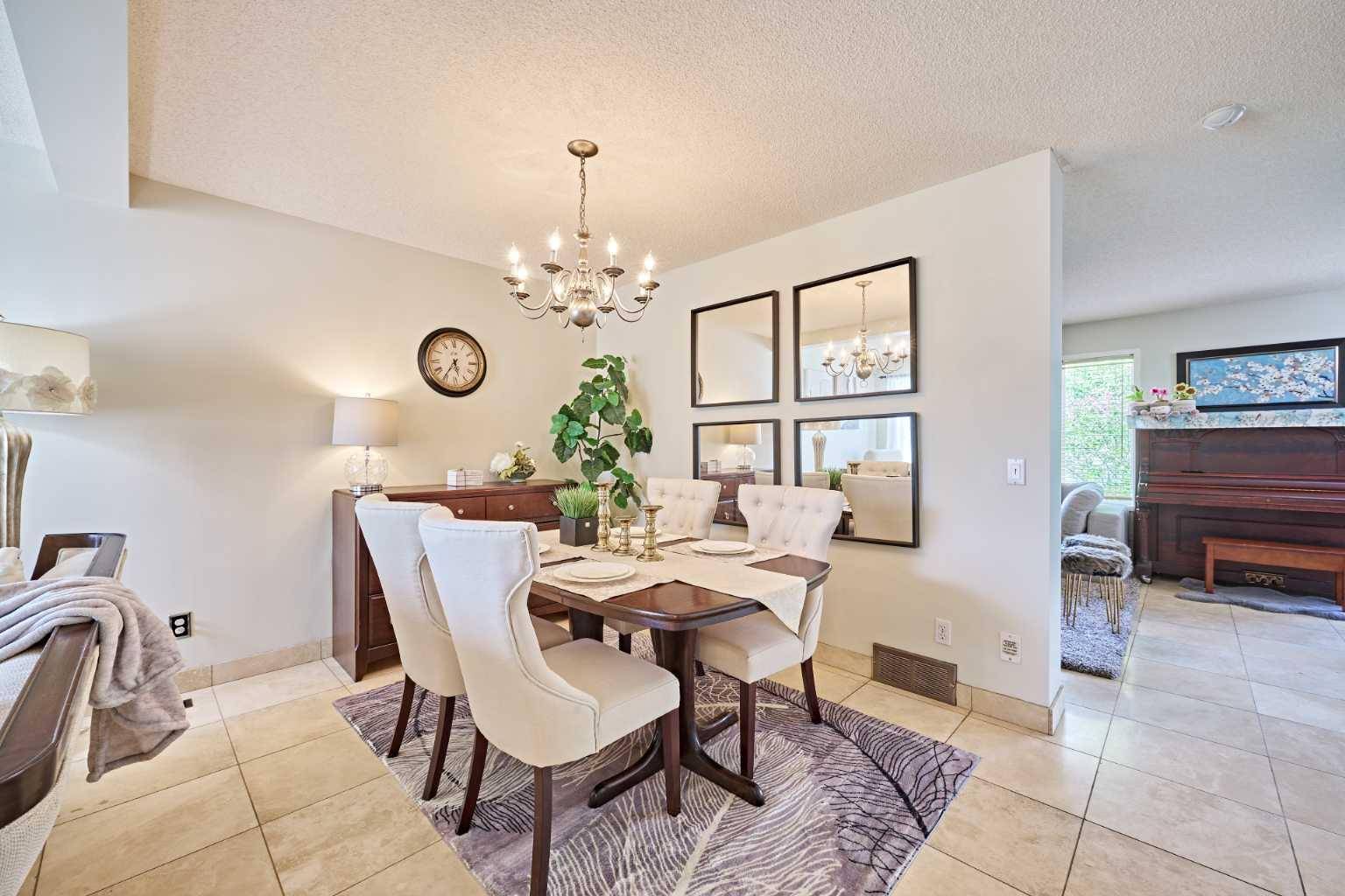 129 Citadel Ridge Close NW, Calgary, AB T3G 4V6