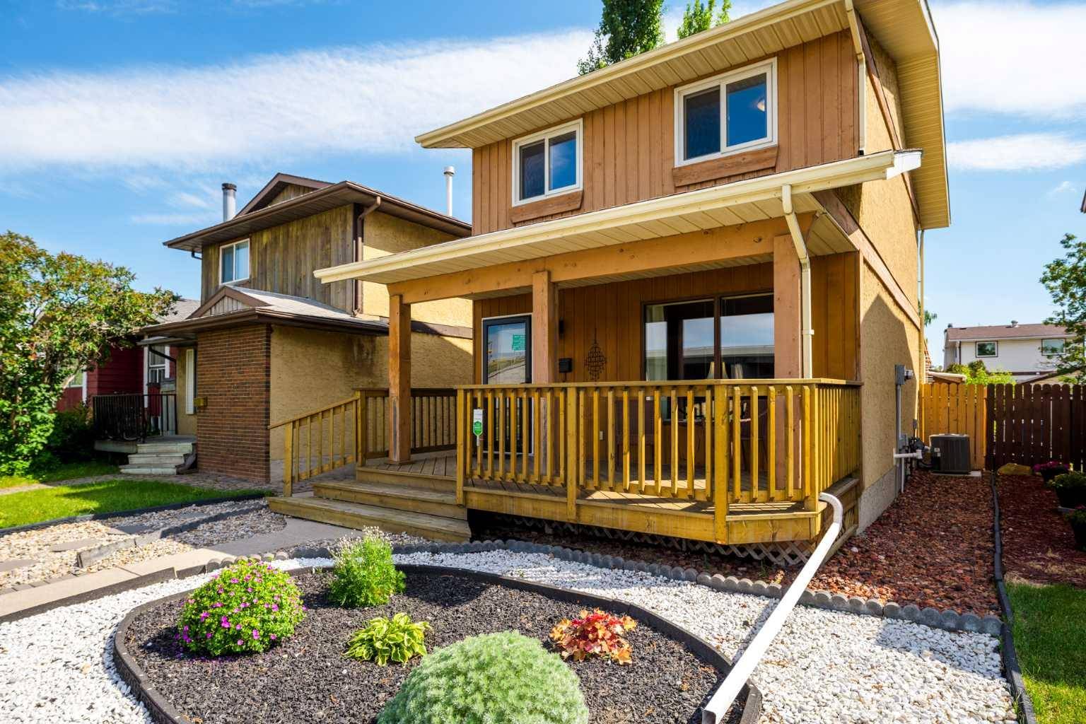 Calgary, AB T2Y 1A6,131 Shawmeadows Close SW