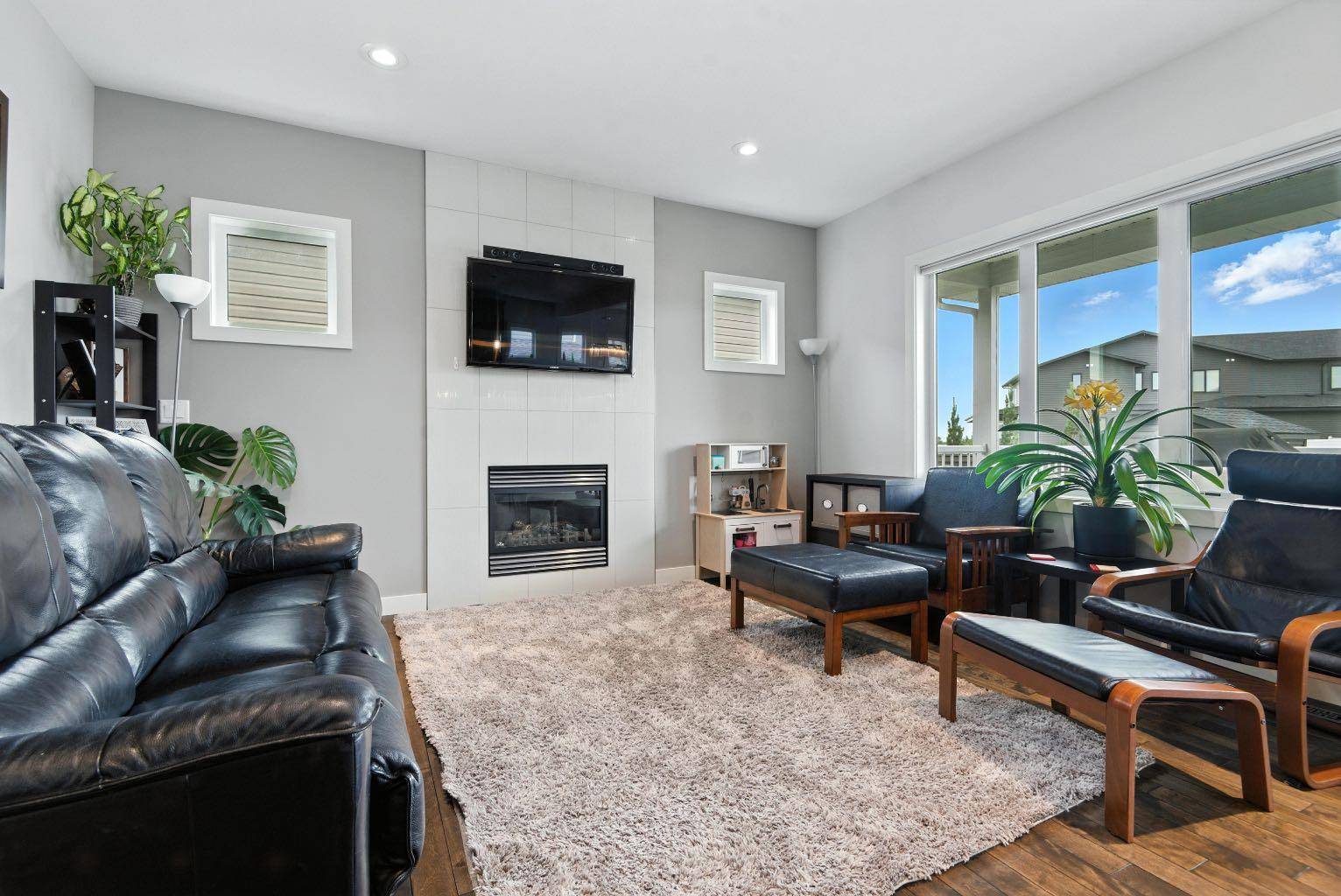 Red Deer, AB T4R 0N6,7 Vancouver CRES