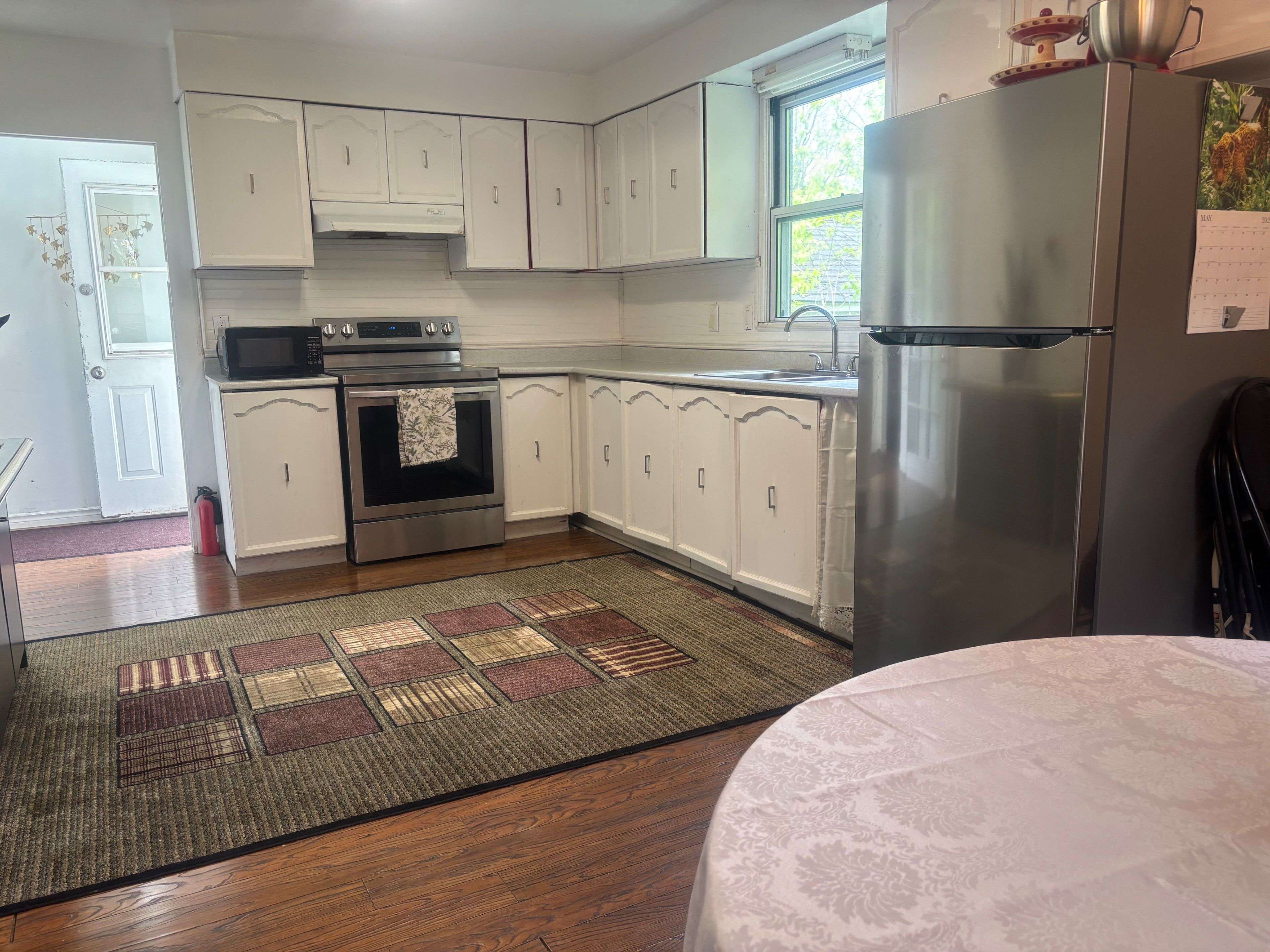 Oshawa, ON L1J 4H1,211 Park RD S
