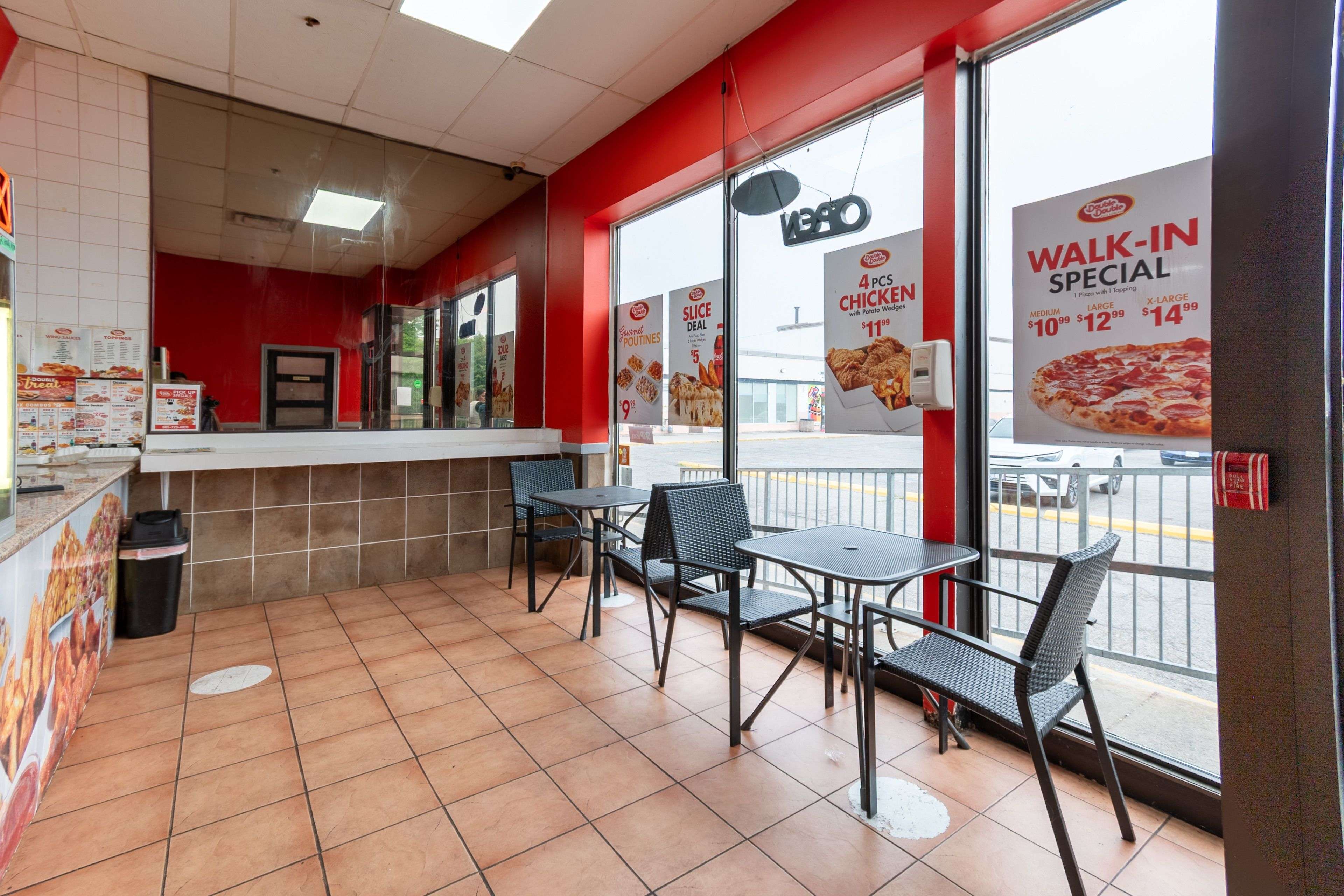 Oshawa, ON L1J 2B4,200 John ST W