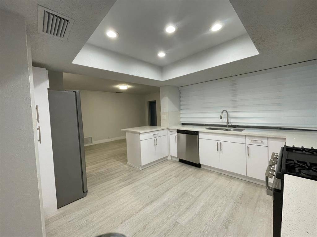 Sunrise, FL 33313,7060 NW 20th Ct