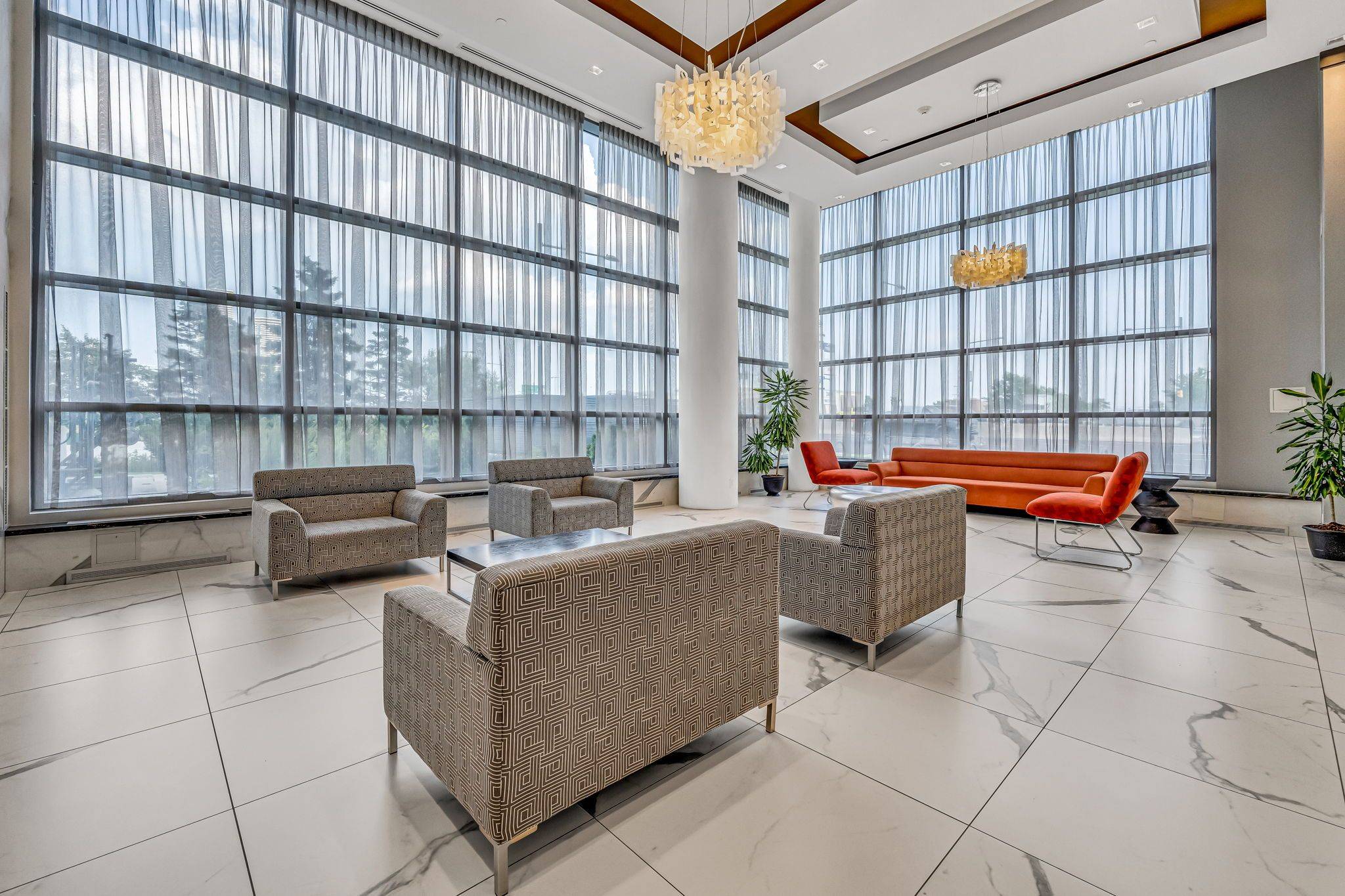 Vaughan, ON L4L 0G9,3600 Highway 7 N/A #327
