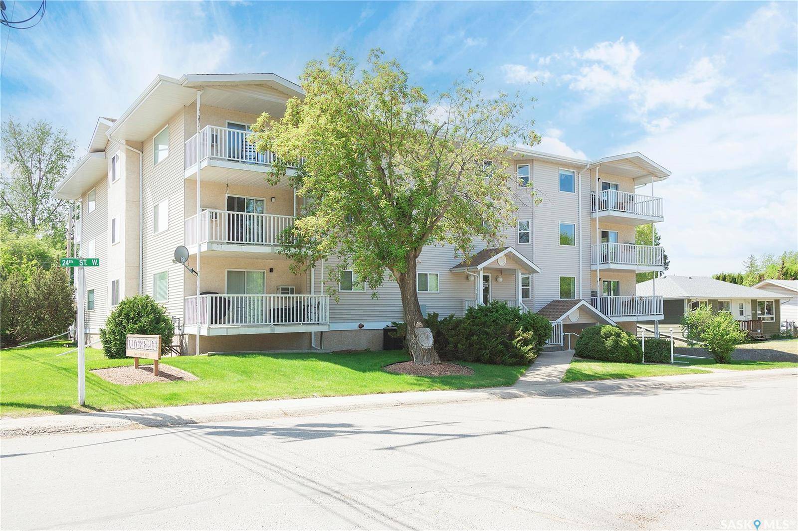 2405 1st AVENUE W #103,  Prince Albert,  SK S6V 5A2