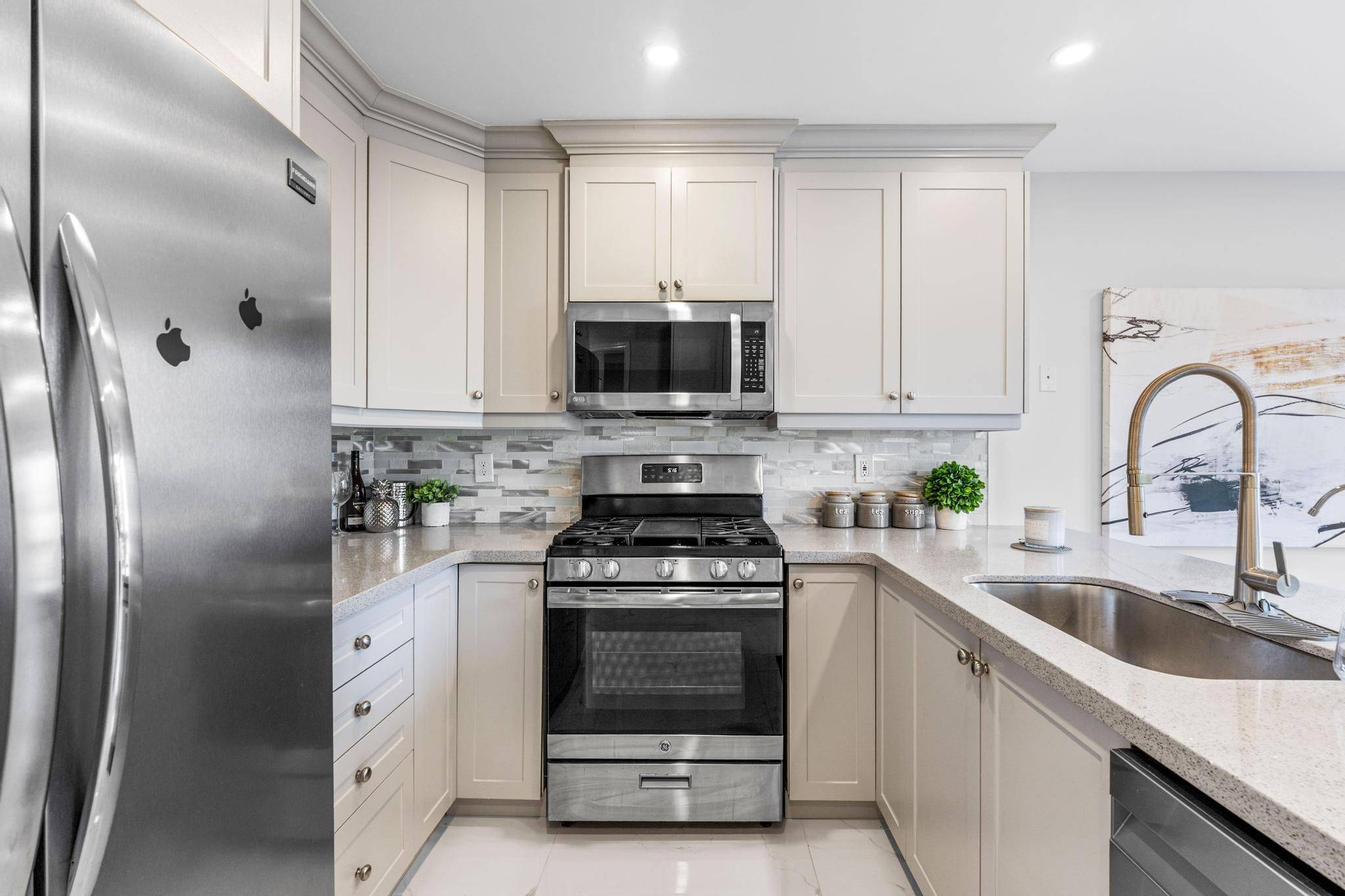 Mississauga, ON L5M 5S5,5971 Greensboro DR