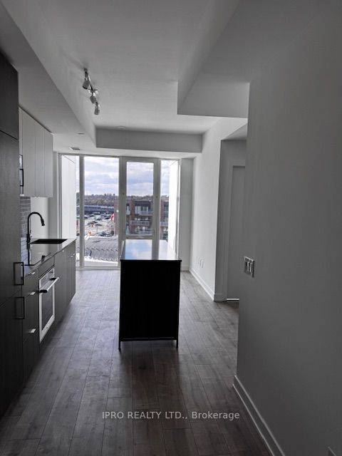 Mississauga, ON L5H 0A9,220 Messinnihe WAY #617