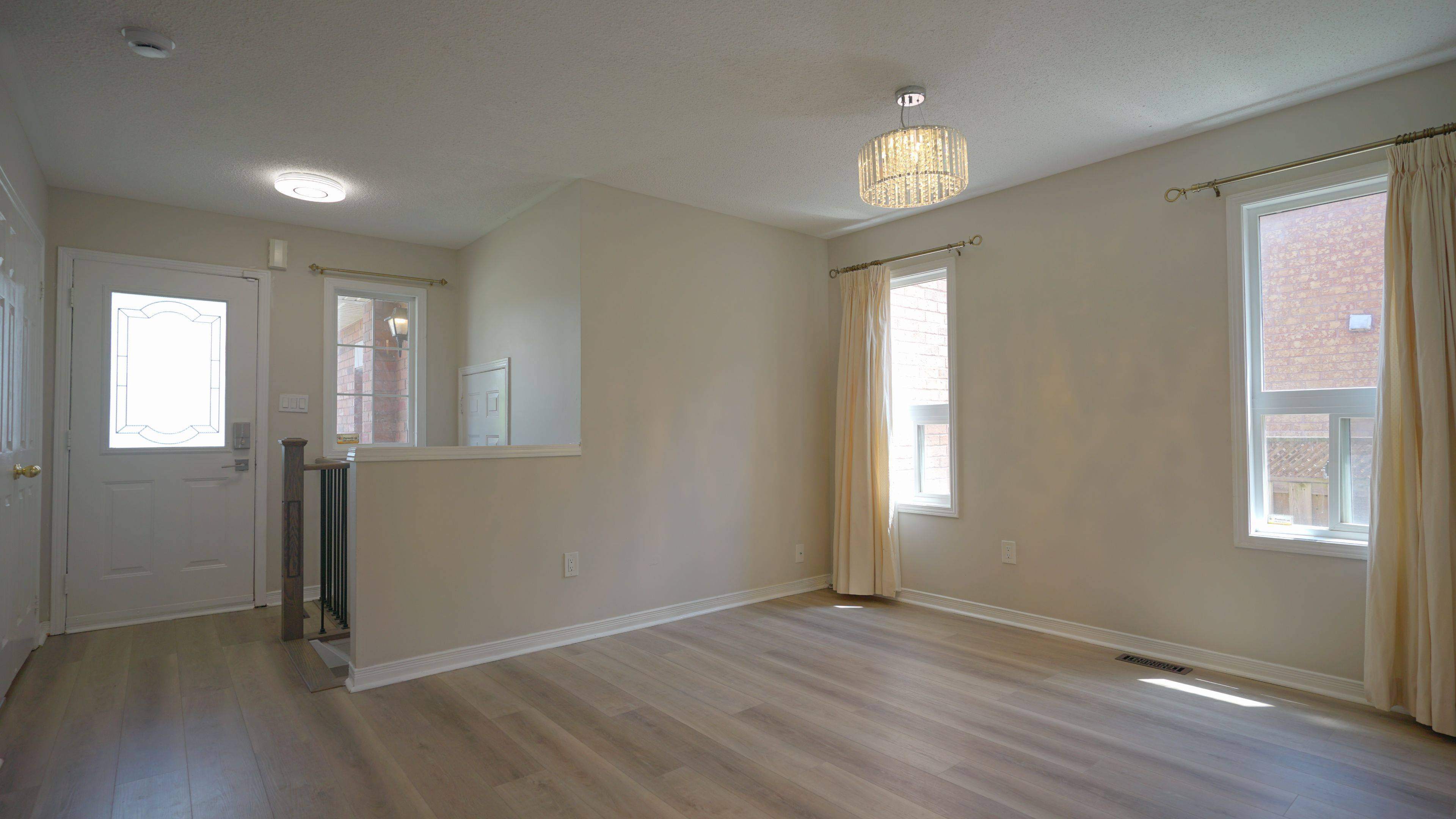 Oakville, ON L6M 4P6,2356 Newcastle CRES