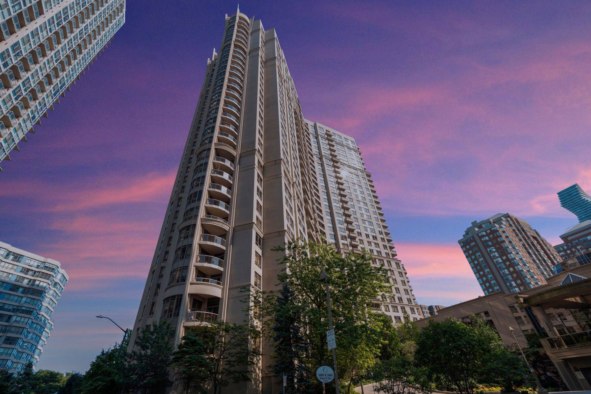 3880 Duke Of York BLVD S #1911, Mississauga, ON L5B 4M7