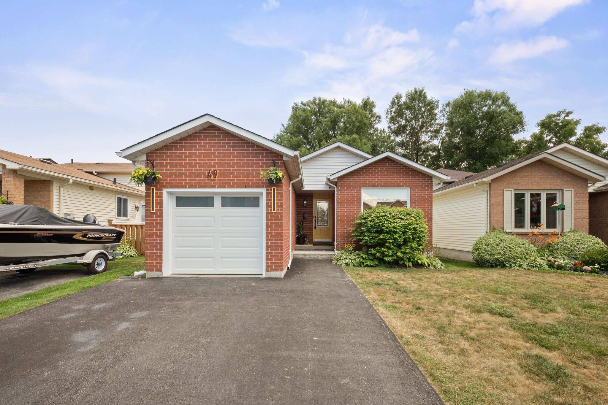 Port Hope, ON L1A 4H3,49 Quinlan DR