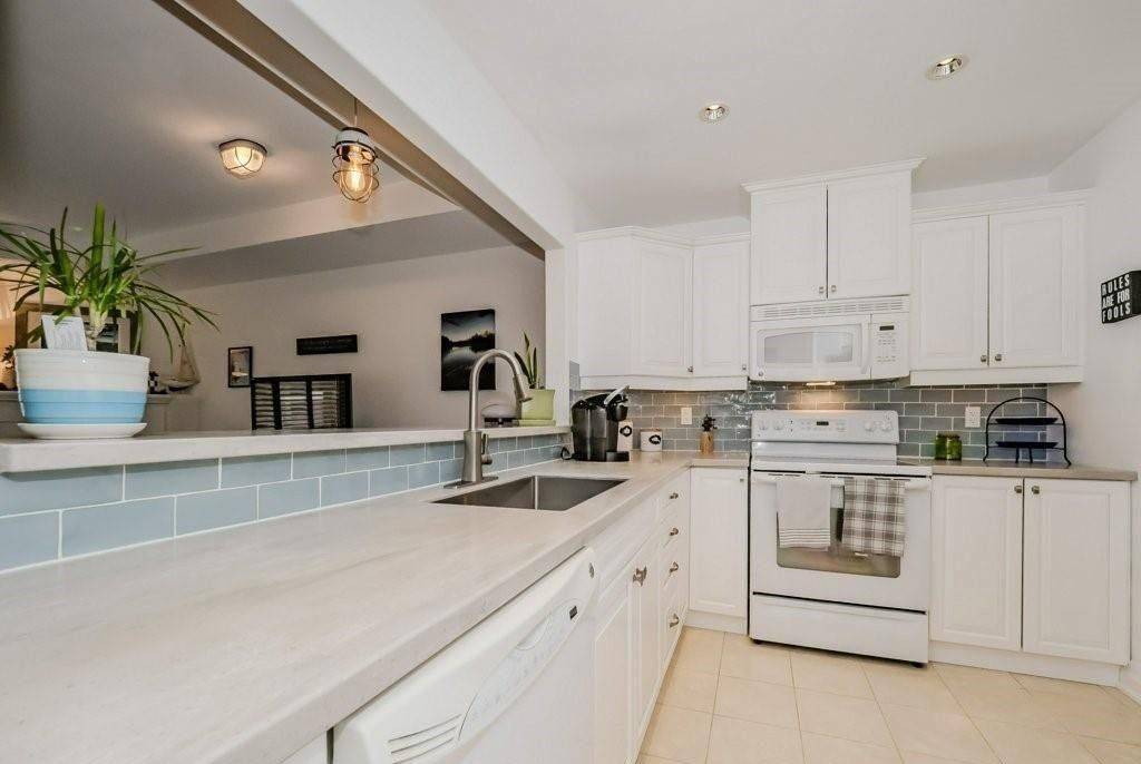 Gravenhurst, ON P1P 1Z9,130 Steamship Bay RD #208