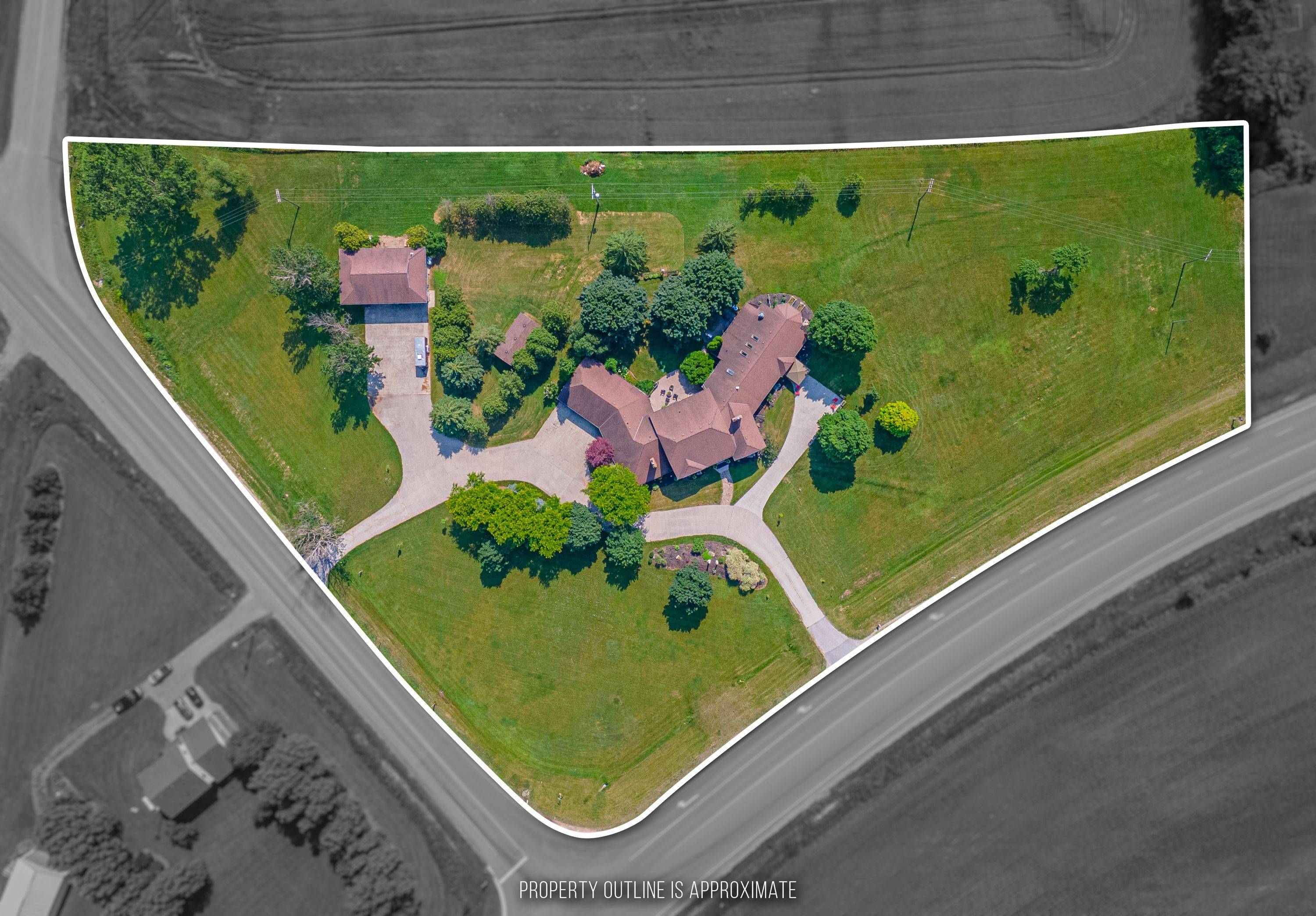 Adelaide Metcalfe, ON N7G 3H7,29830 Centre RD