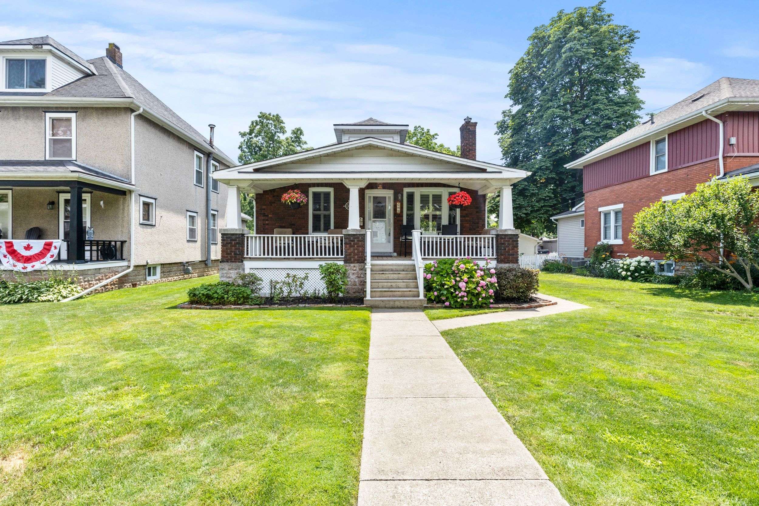 Port Colborne, ON L3K 3G6,254 Clarence ST