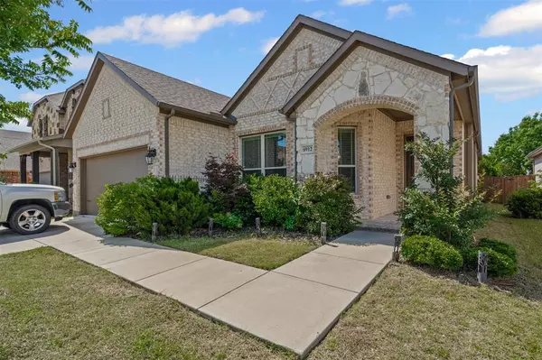 6912 Willow Wood Street, Rowlett, TX 75089
