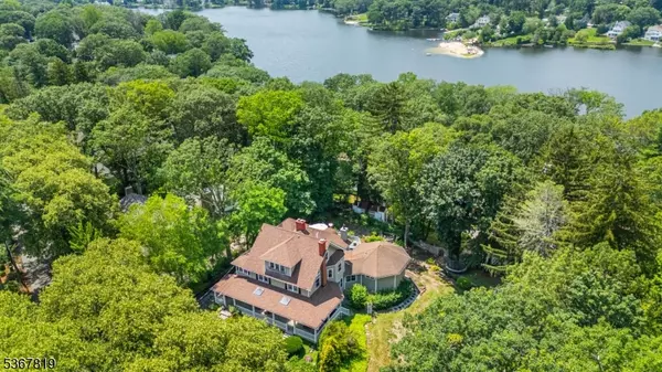 Mountain Lakes Boro, NJ 07046,21 Hillcrest Rd