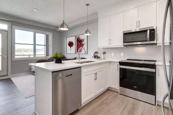 Calgary, AB X0X 0X0,63 Arbour Lake CT NW #1418