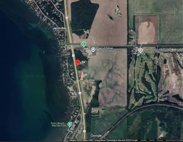 Sylvan Lake, AB T4S 1T2,Highway 20 Township Road 391