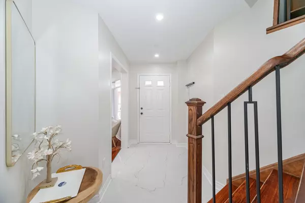 Mississauga, ON L5M 5N2,4793 Rosebush RD