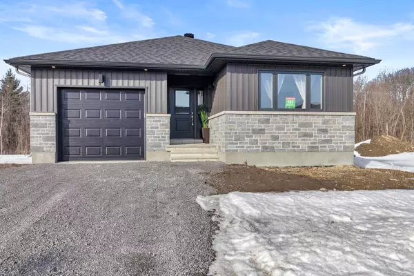 181 Seabert DR, Arnprior, ON K7S 0H9