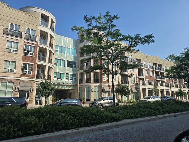 216 Oak Park BLVD #324, Oakville, ON L6H 0H4