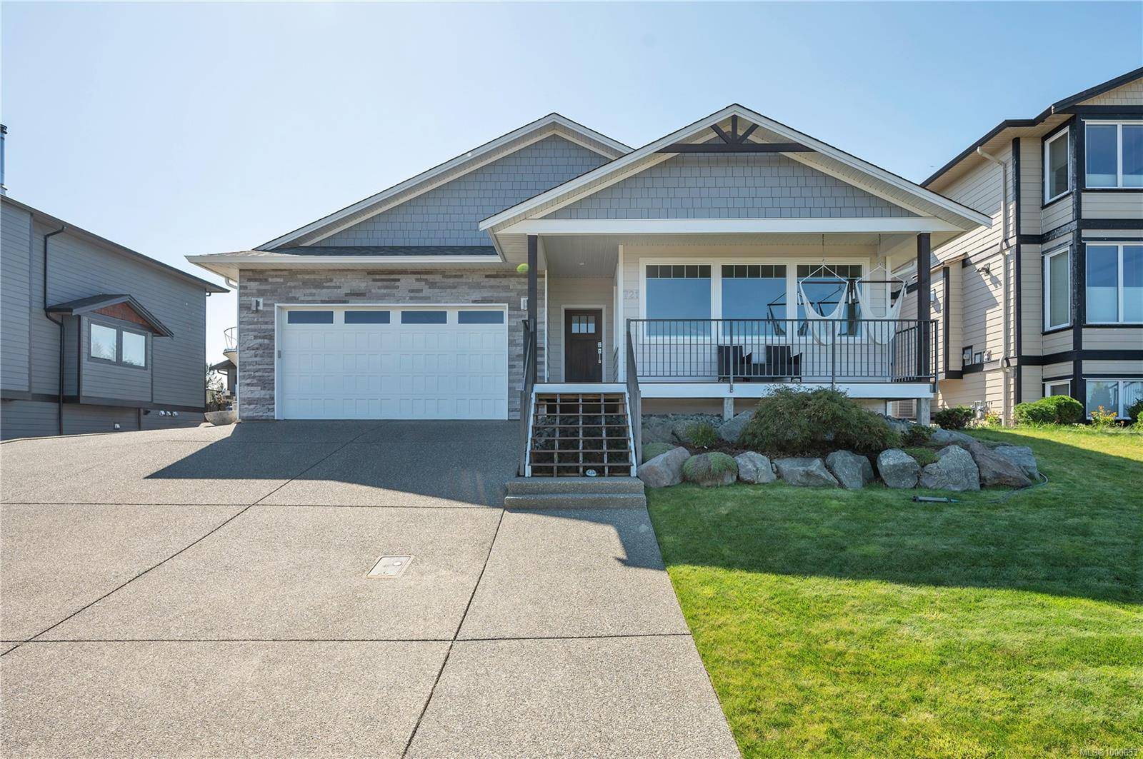 721 Timberline Dr, Campbell River, BC V9H 0A3