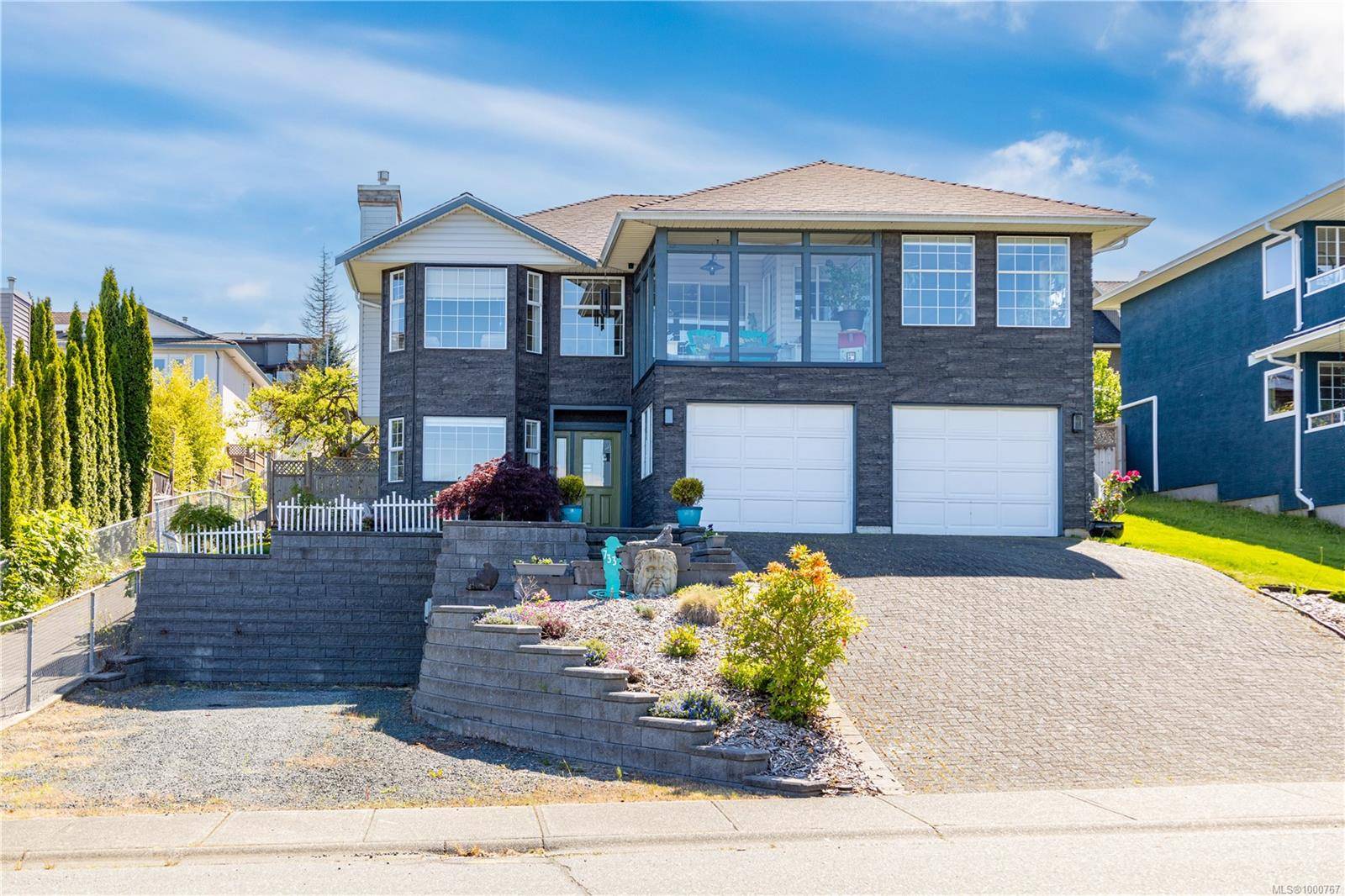 Campbell River, BC V9H 1S2,733 Bowen Dr