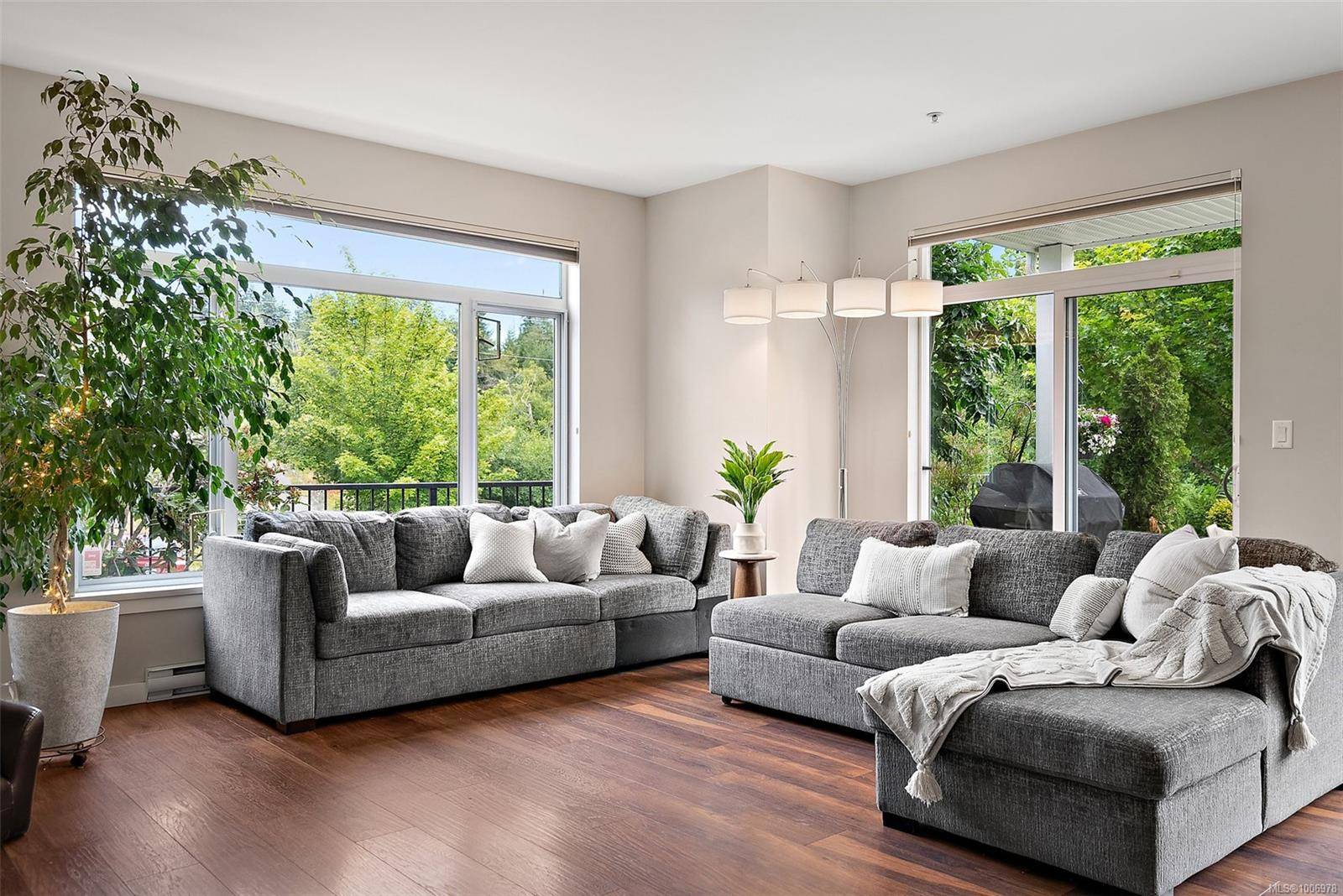 Colwood, BC V9C 2Z9,591 Latoria Rd #101