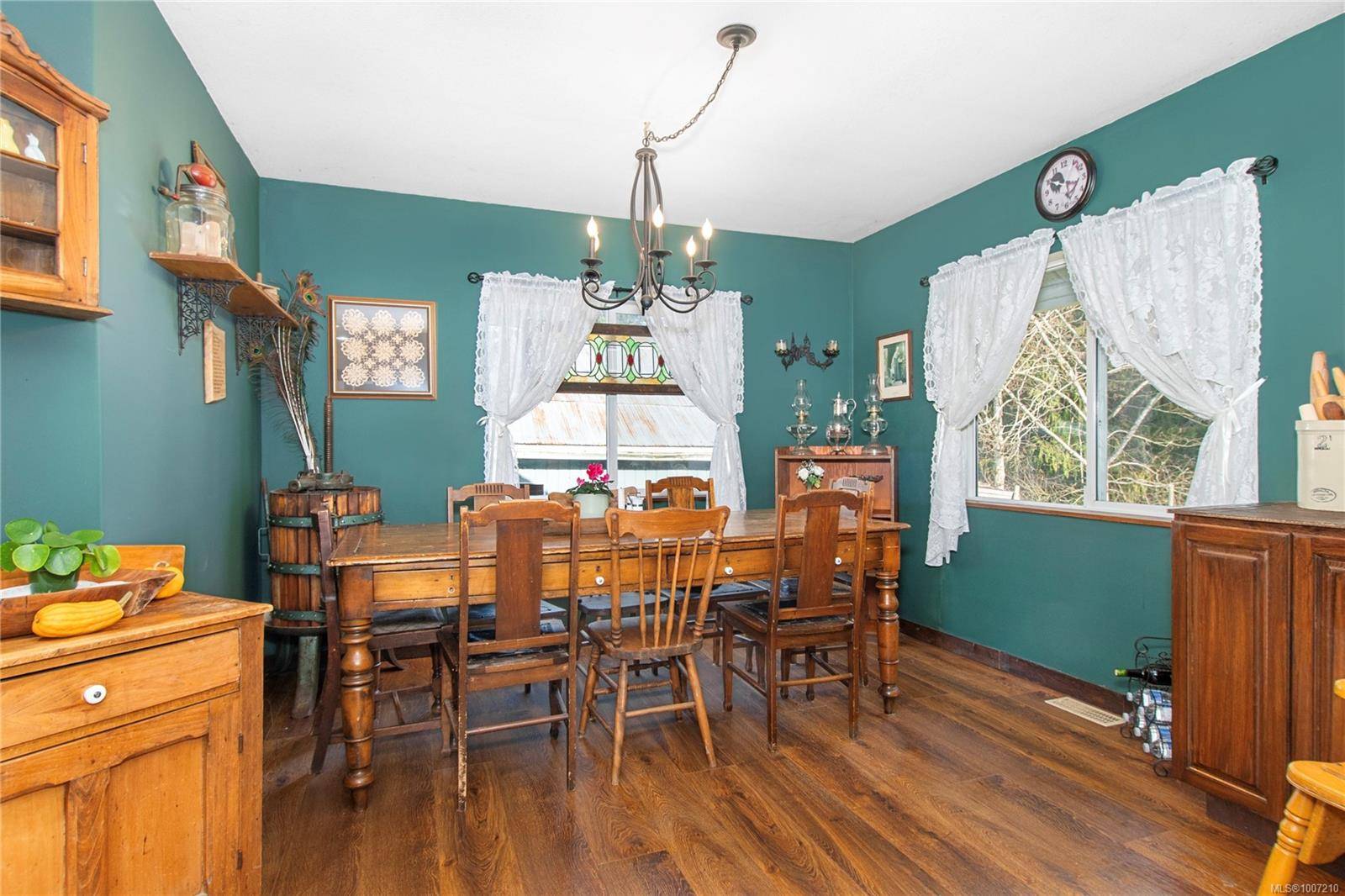 Sayward, BC V0P 1R0,870 Sayward Rd