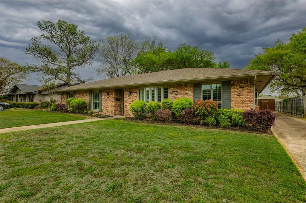 Dallas, TX 75229,3336 Whitehall Drive