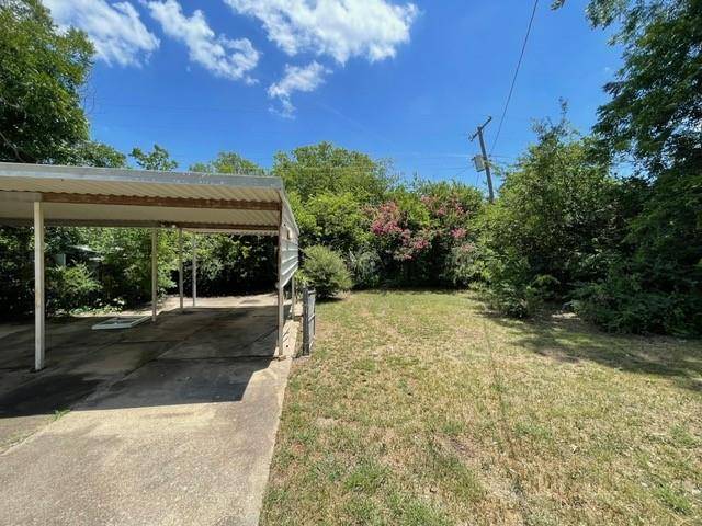 Fort Worth, TX 76103,1737 Oakland Boulevard