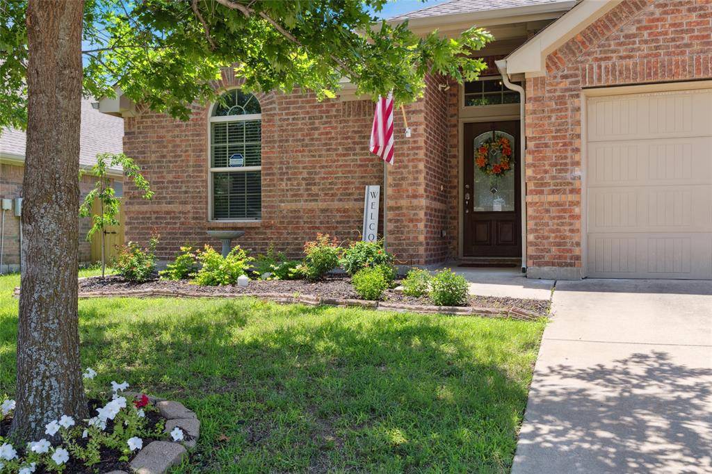 Burleson, TX 76028,1305 Hearthstone Drive