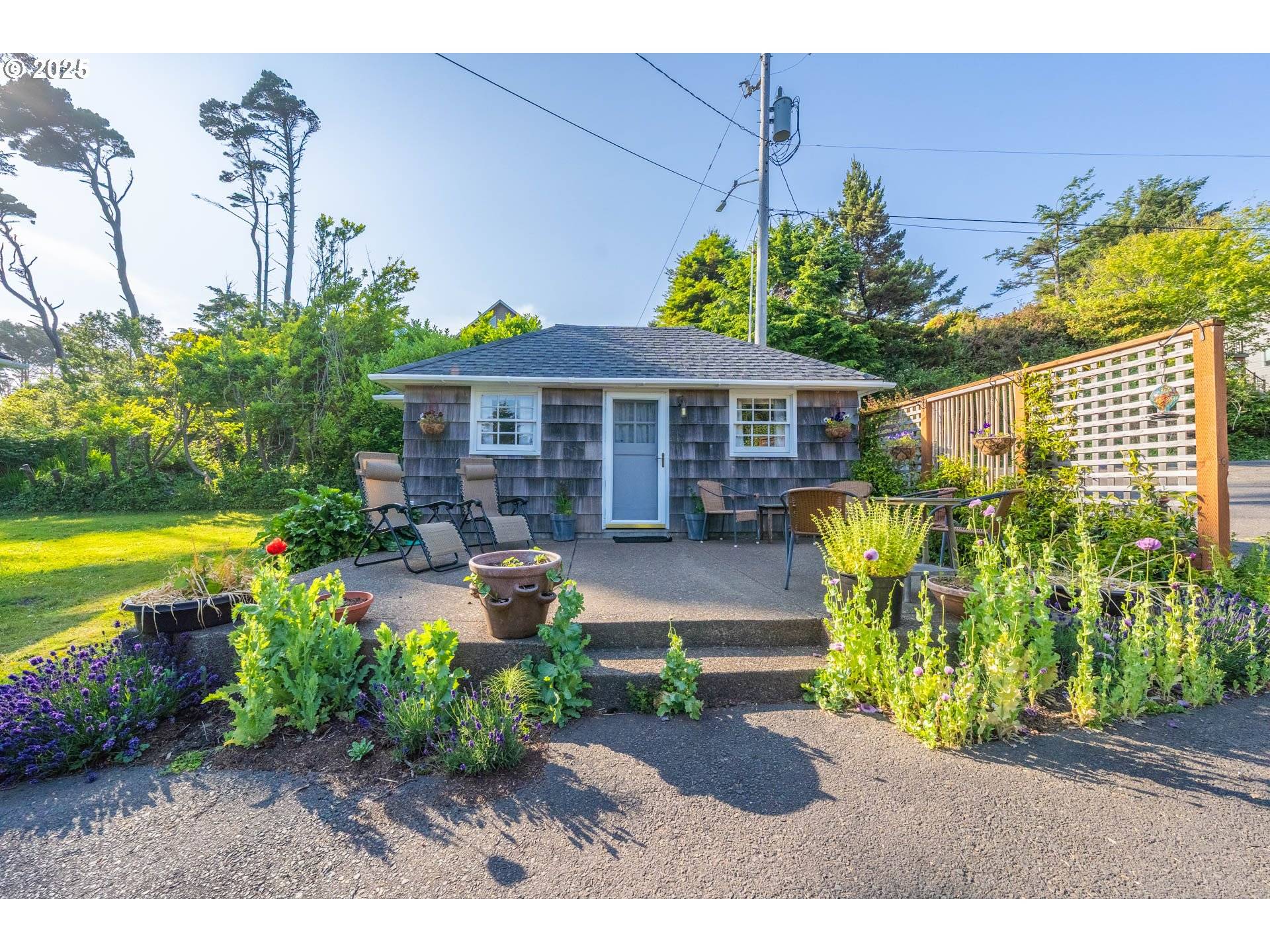 Lincoln City, OR 97367,1756 NW 35TH PL