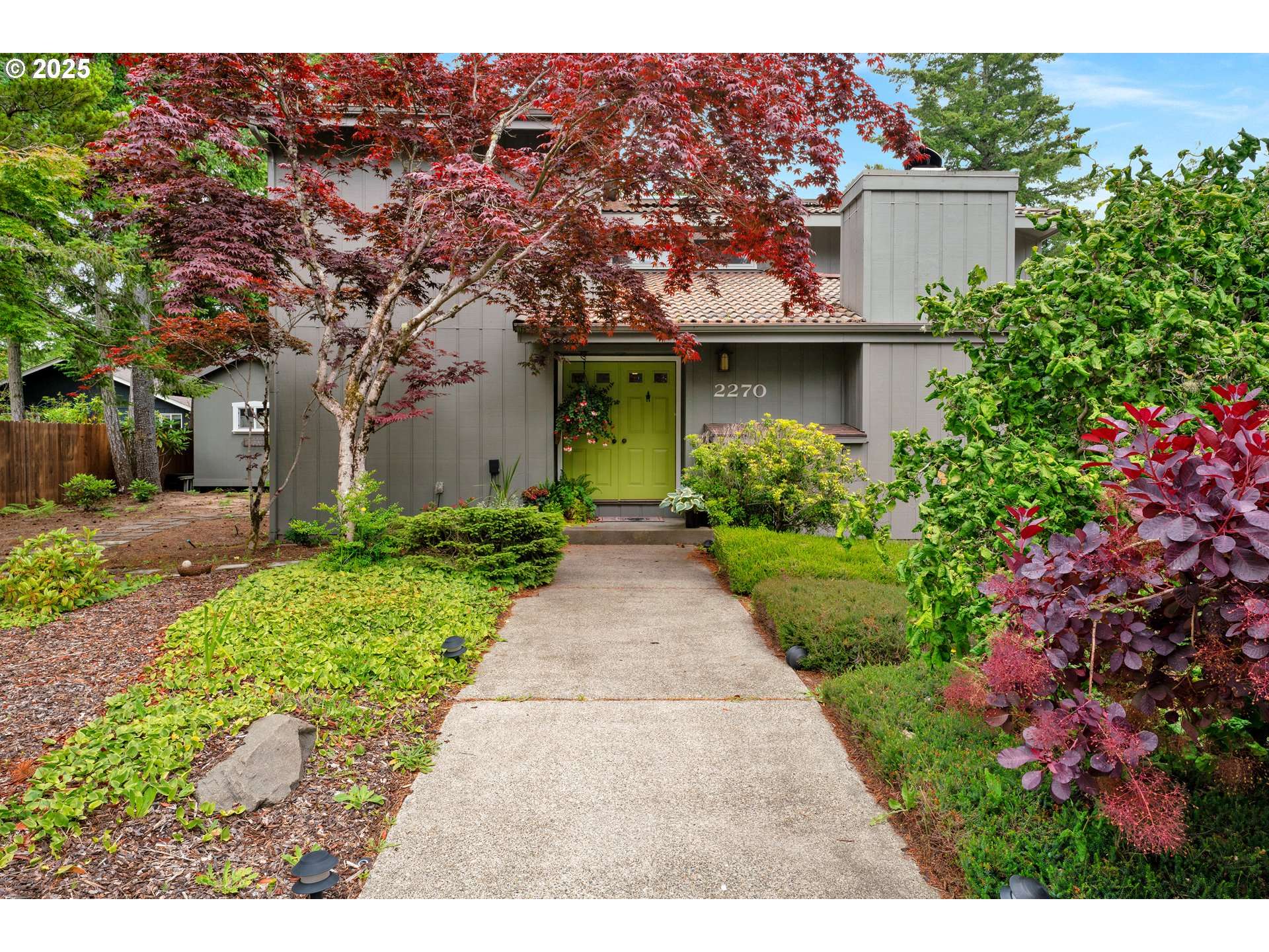 Florence, OR 97439,2270 UPAS PL