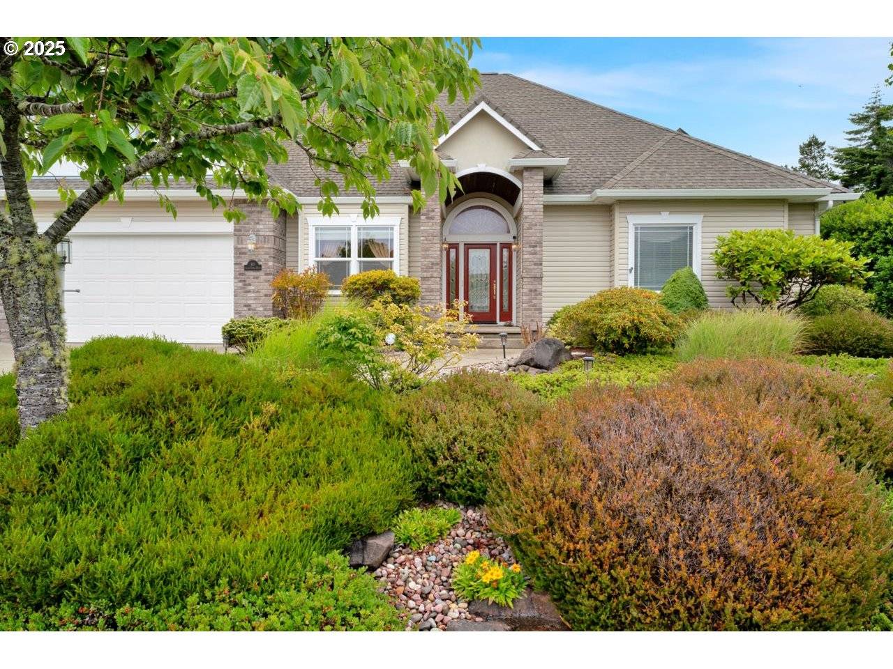 Florence, OR 97439,40 Ocean Dunes DR