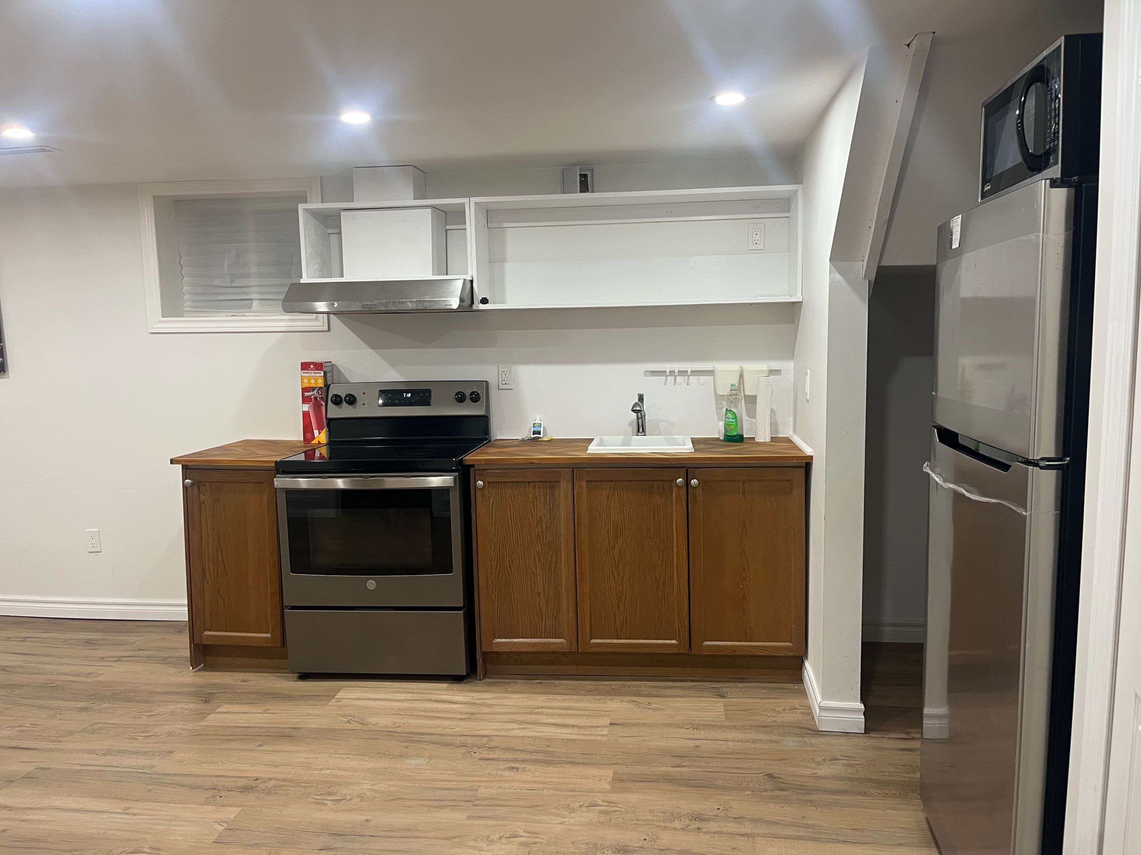 Pickering, ON L1W 2R1,823 Sanok DR #Lower