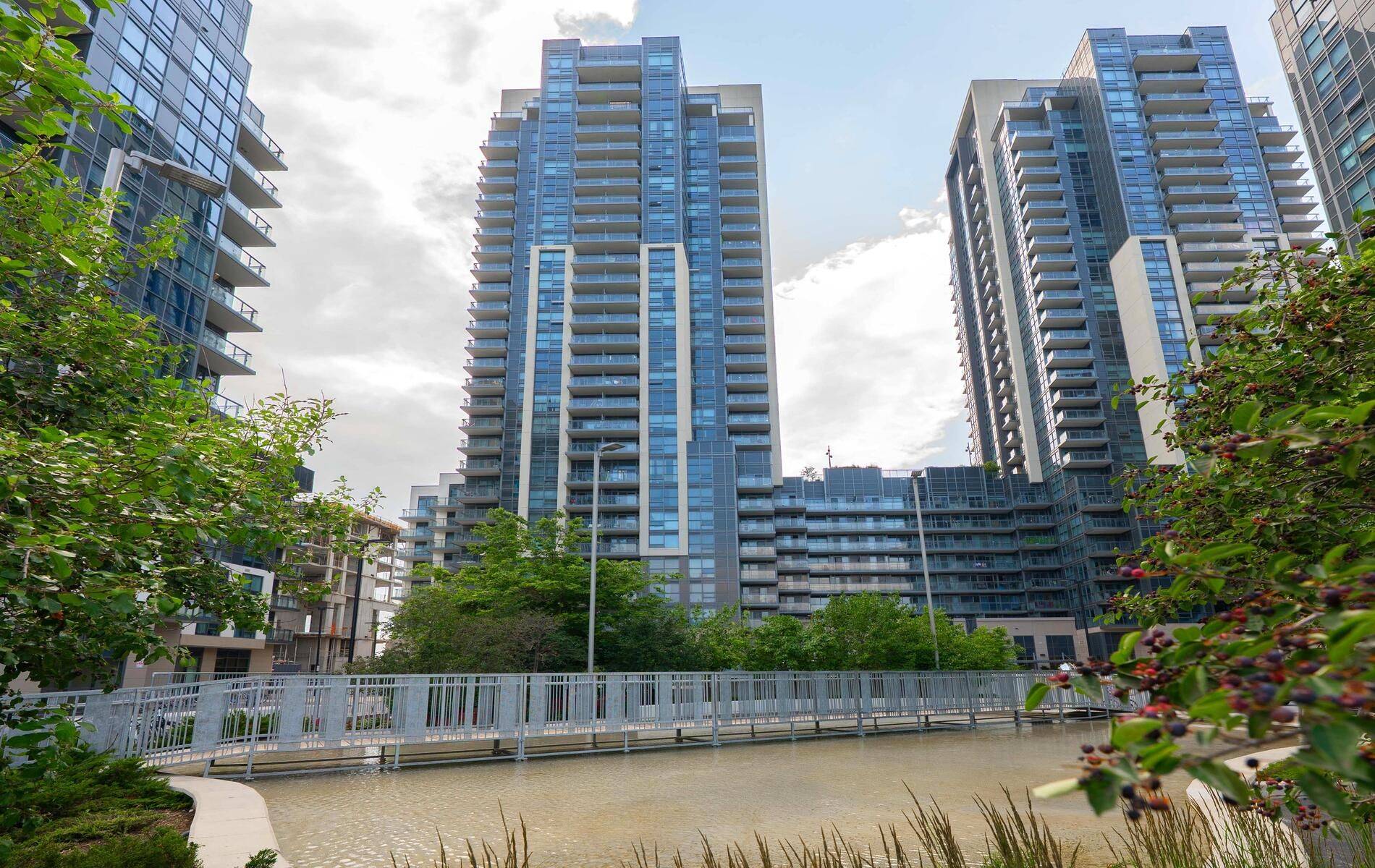Toronto E09, ON M1G 0A7,30 Meadowglen PL #1701