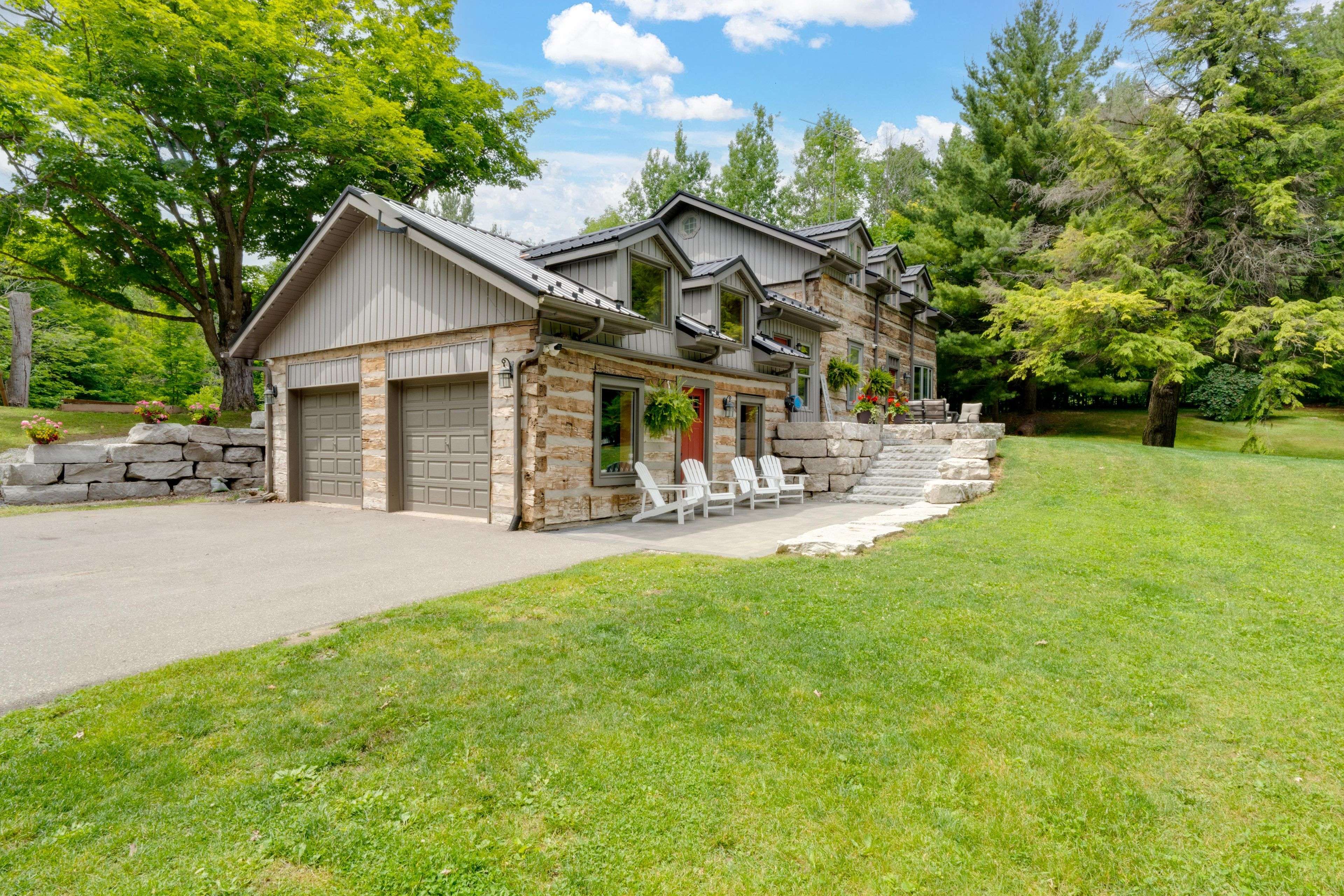 Brock, ON L0C 1H0,24 The Pines LN S