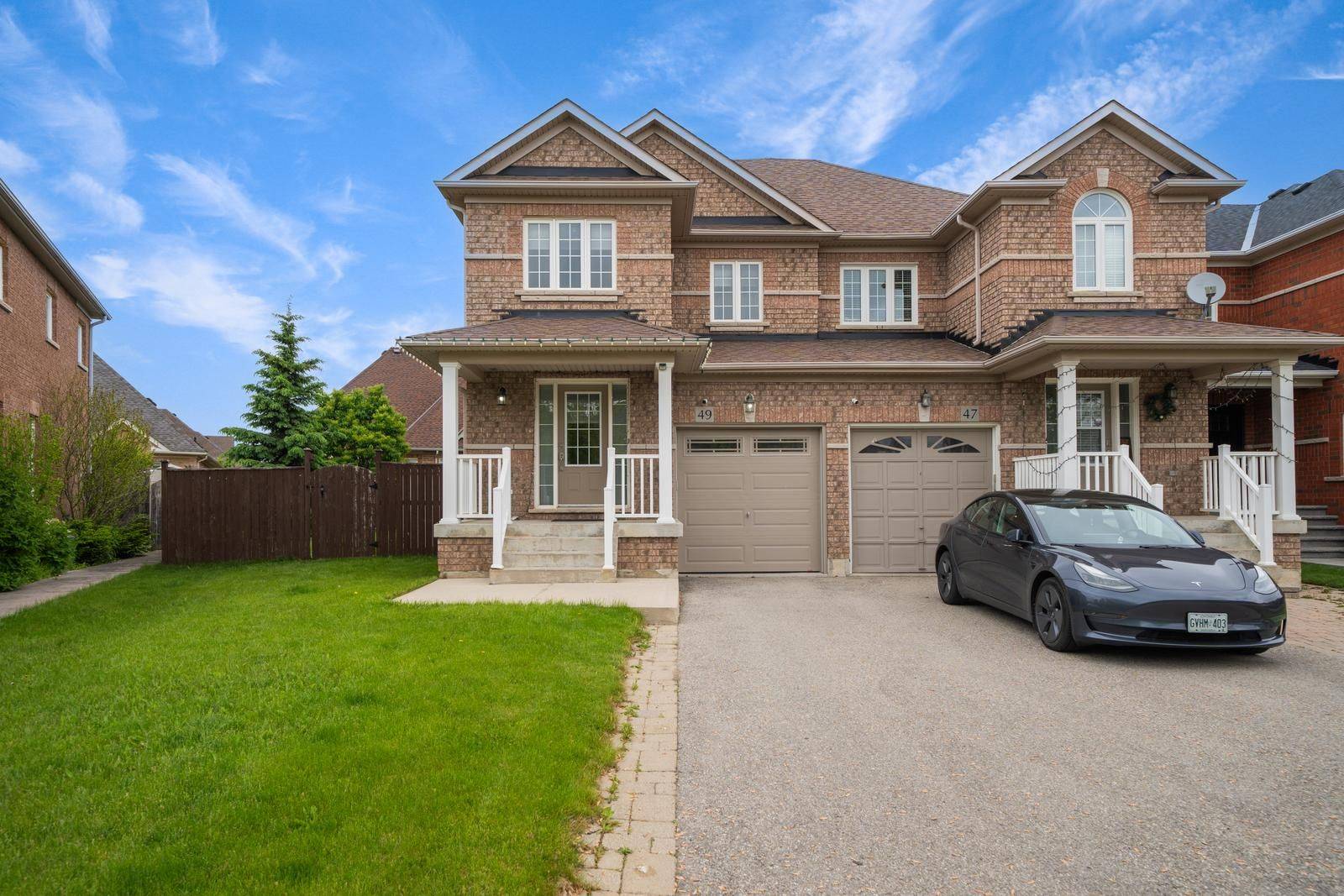49 Woodcote CRES, Halton Hills, ON L7G 6M1