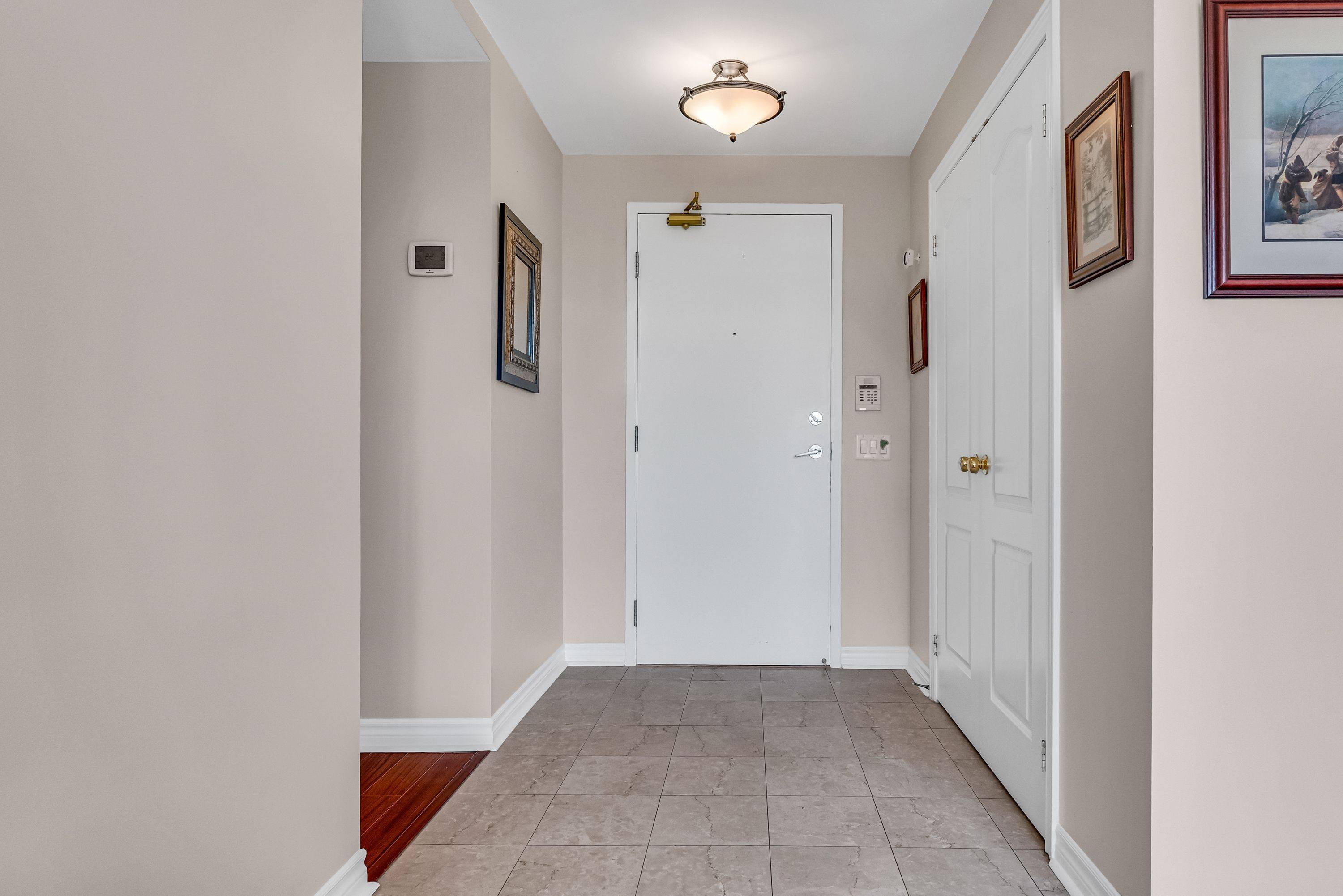 Mississauga, ON L5R 0A1,483 Faith DR #503