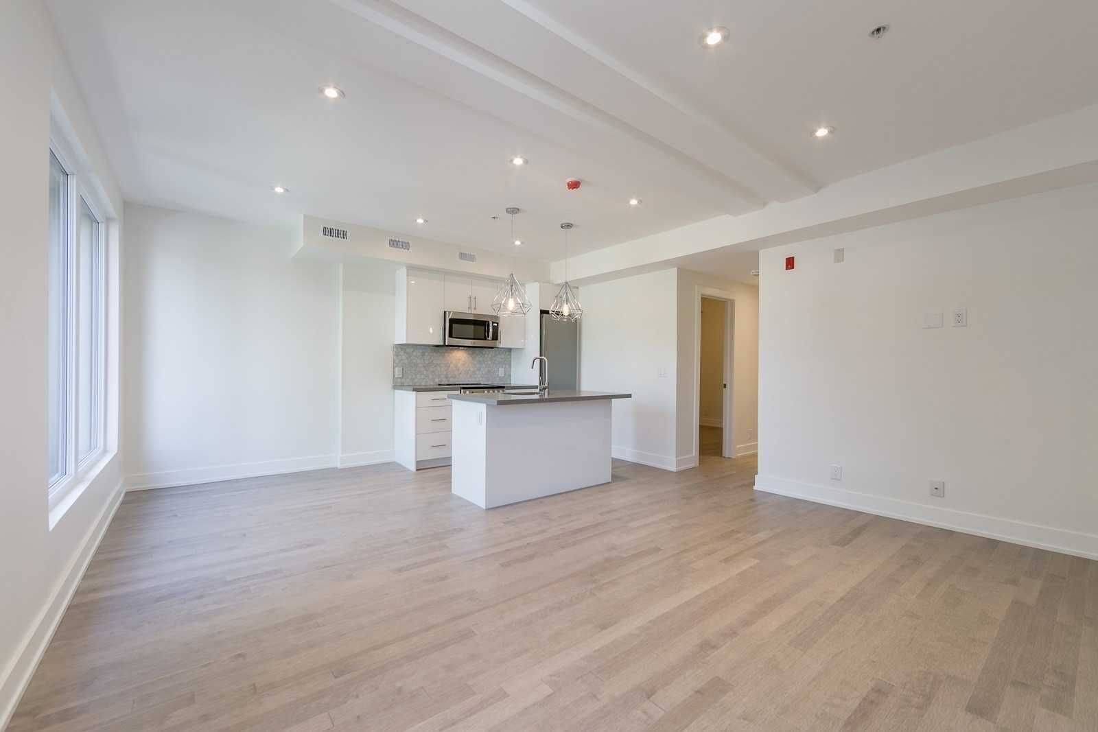 Toronto W01, ON M6P 1A5,1555 Bloor ST W #1