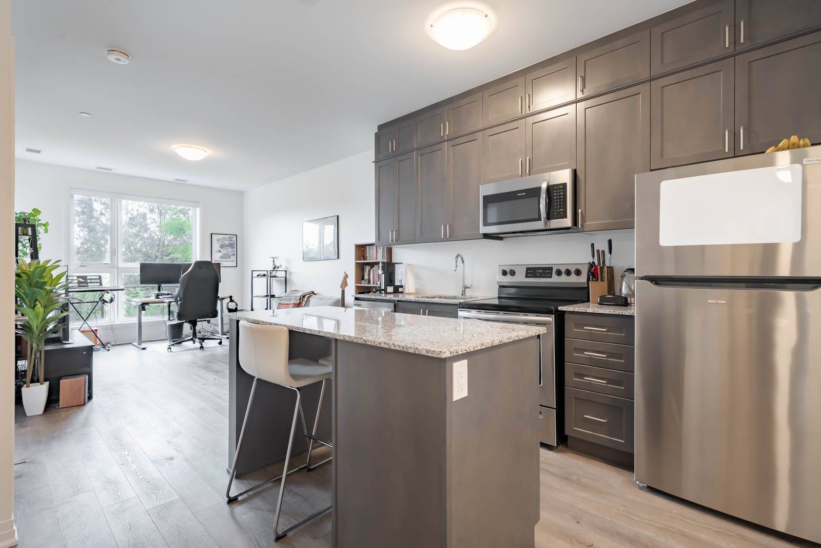 Oakville, ON L6M 5N3,50 Kaitting TRL #108