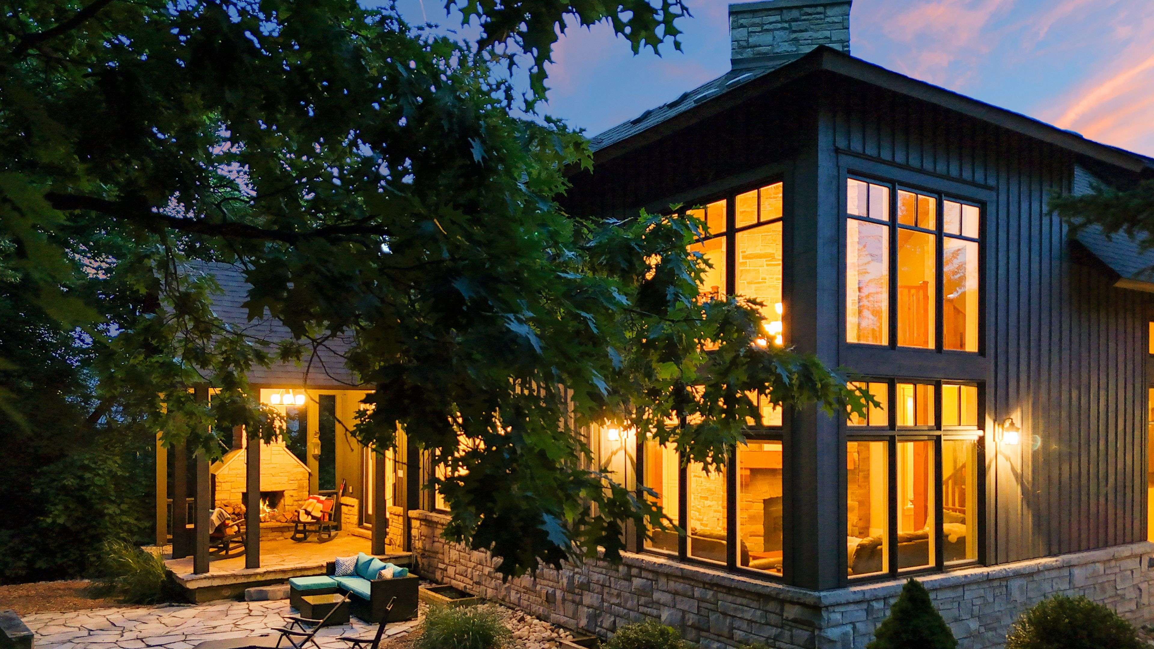 Blue Mountains, ON L9Y 0T3,108 Hemlock CT