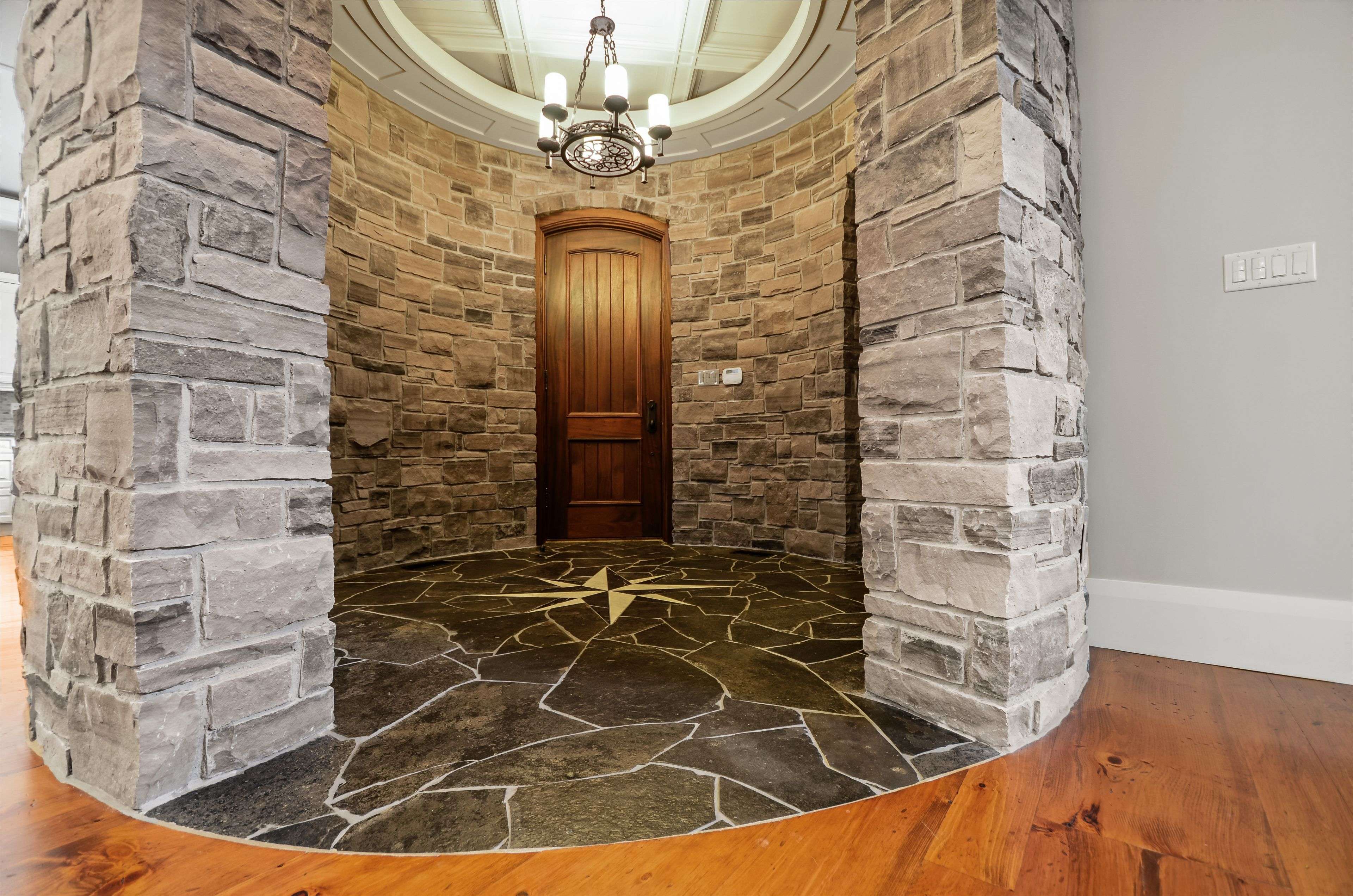 Blue Mountains, ON L9Y 0T3,108 Hemlock CT