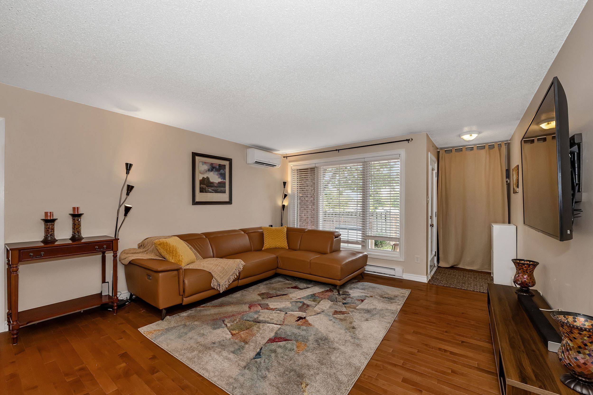 Orleans - Cumberland And Area, ON K4A 2C7,465 Canteval TER #108