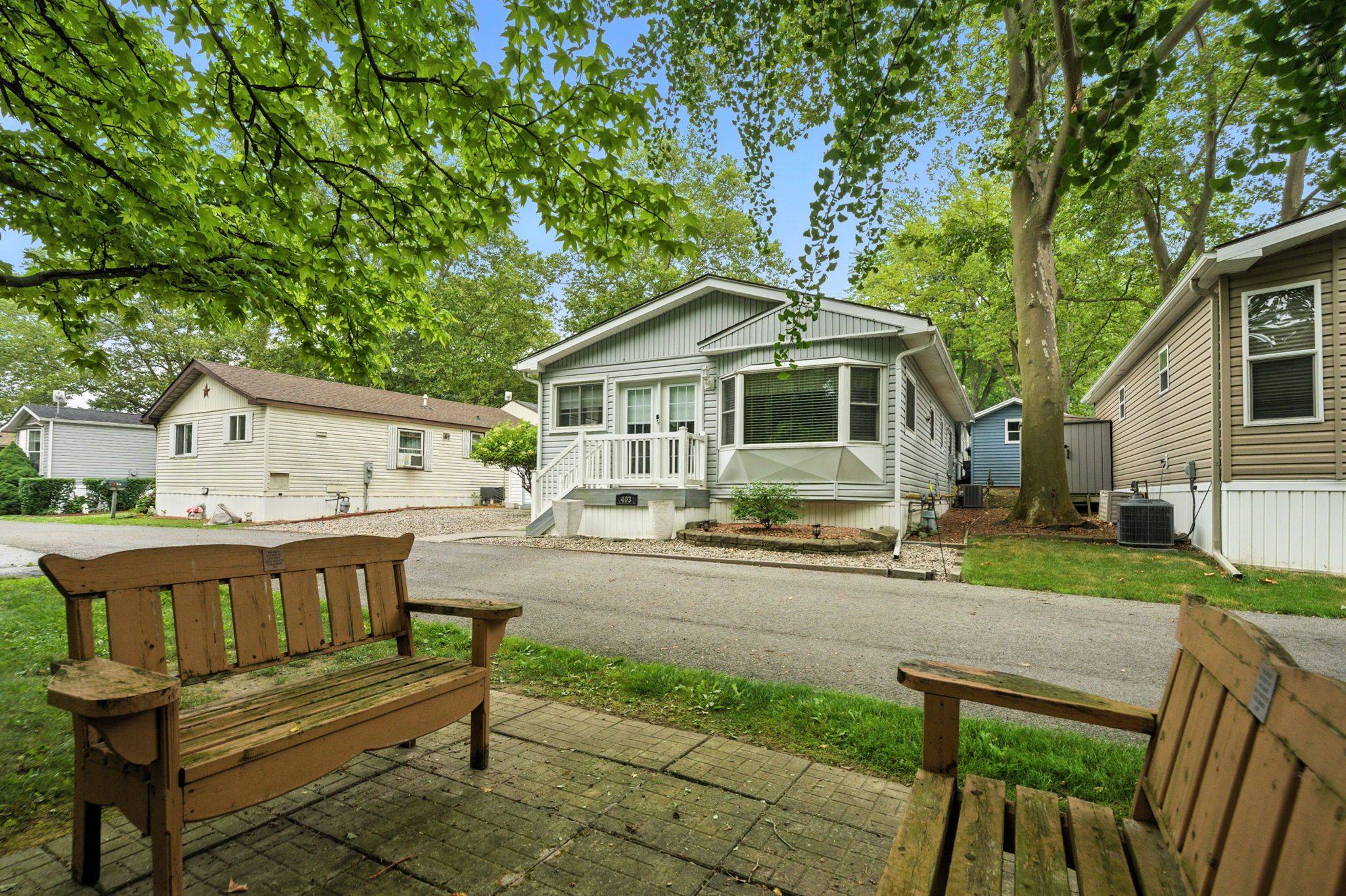 Niagara-on-the-lake, ON L0S 1J1,23 Four Mile Creek RD #403