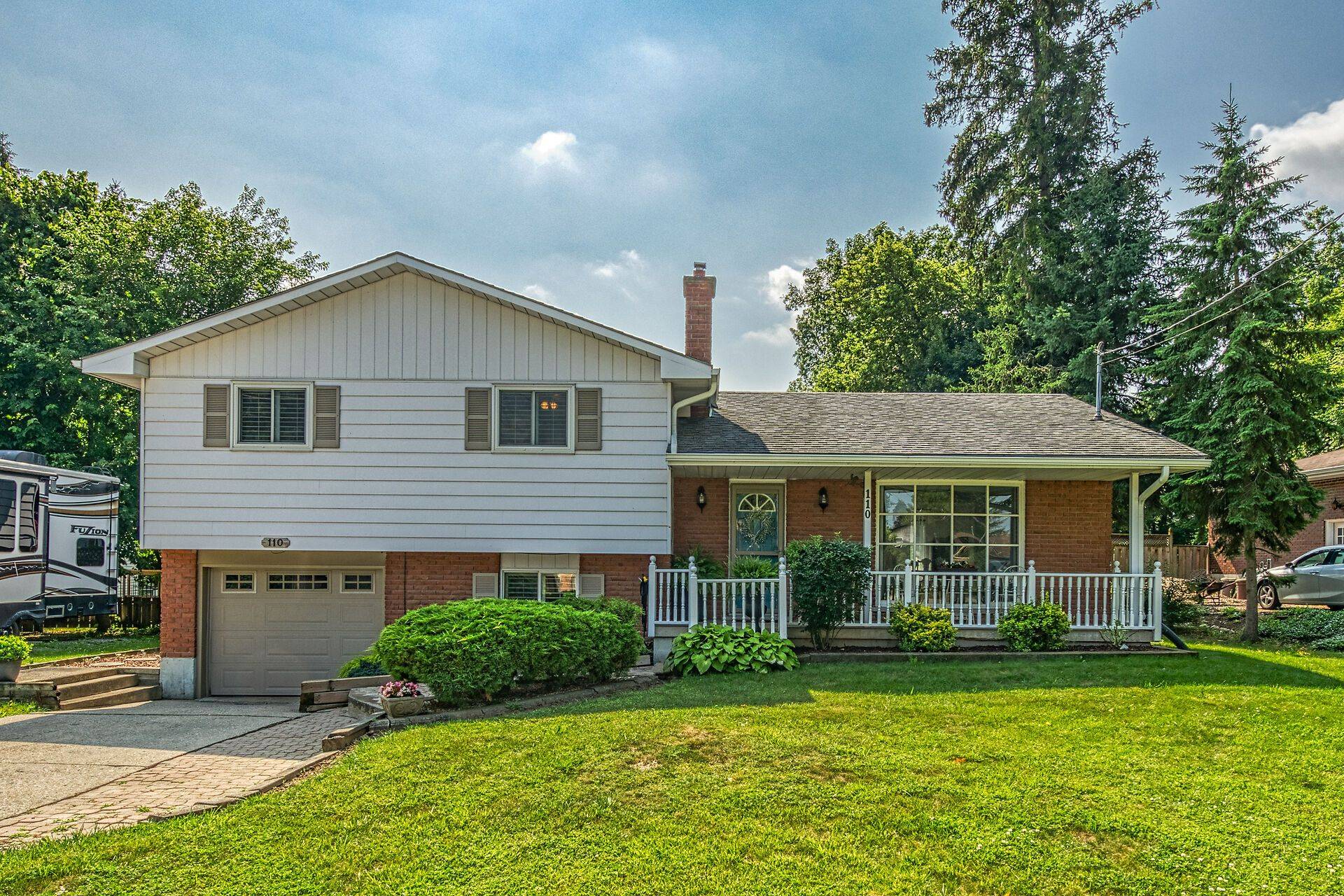 Haldimand, ON N3W 1E5,110 Ayr ST