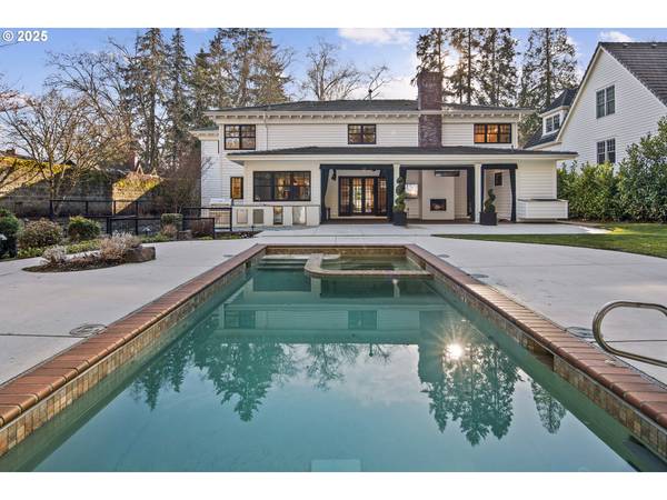 1819 S RADCLIFFE RD, Portland, OR 97219