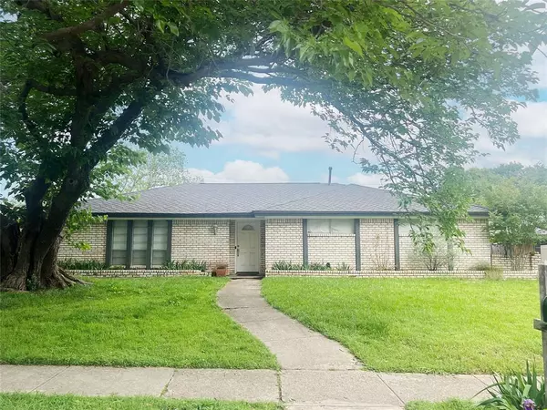 2401 Grandview Drive, Plano, TX 75075