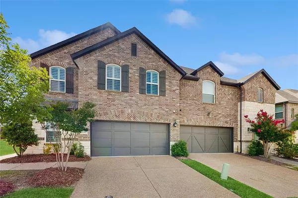 301 Somerset Drive, Lewisville, TX 75056