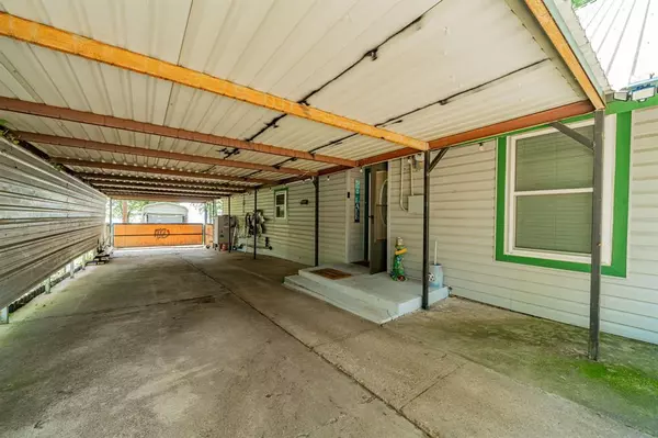 Quinlan, TX 75474,9592 Lakeland Loop