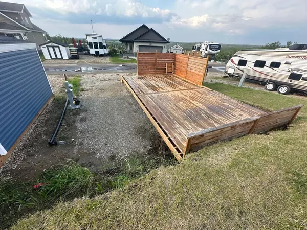 Rural Red Deer County, AB T0M1R0,25054 South Pine Lake RD #6134